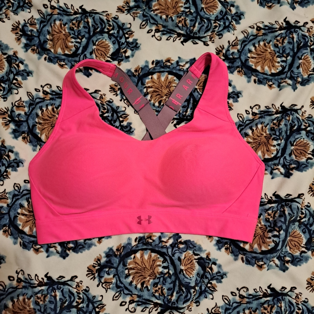 •UNDER ARMOUR• Sports Bra
